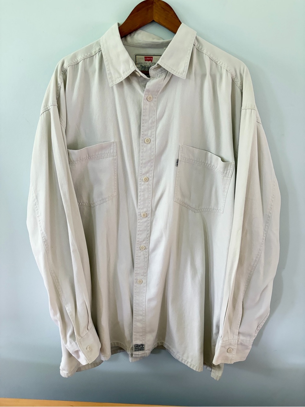 Vintage Levi’s 90s Cream Cotton Oversized Button Down Shirt